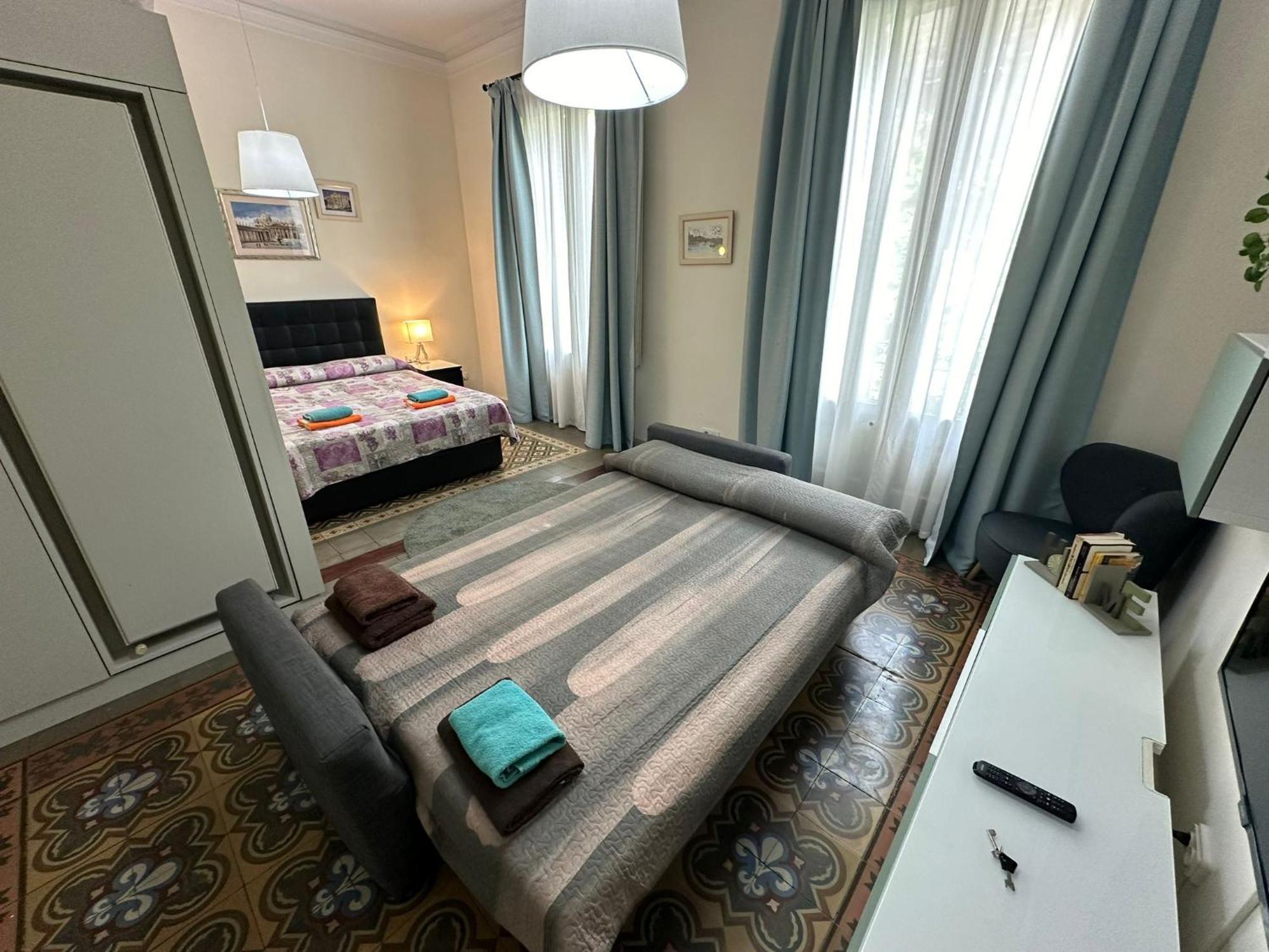 Rooms Rumila Barcelona Luaran gambar