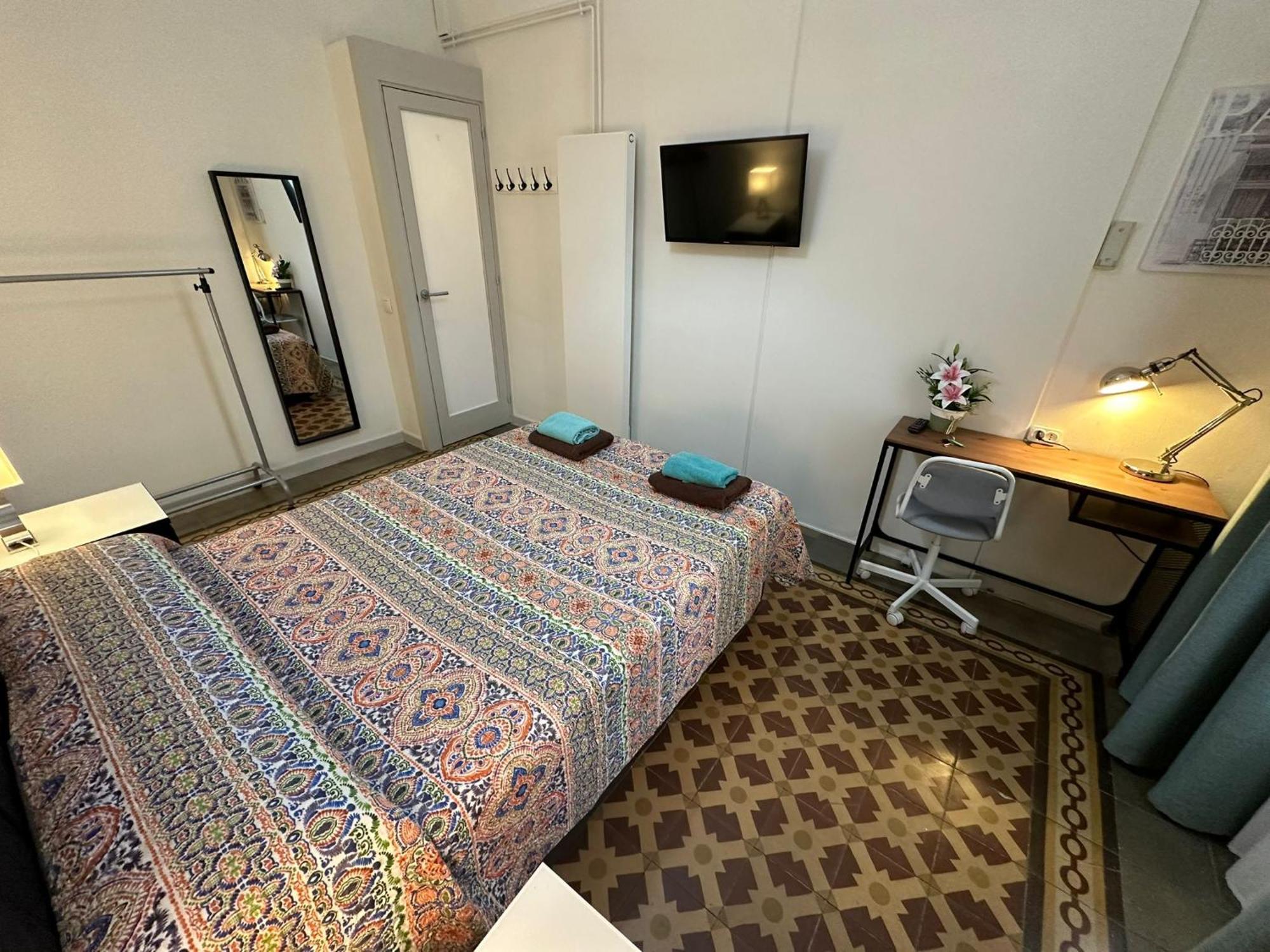 Rooms Rumila Barcelona Luaran gambar